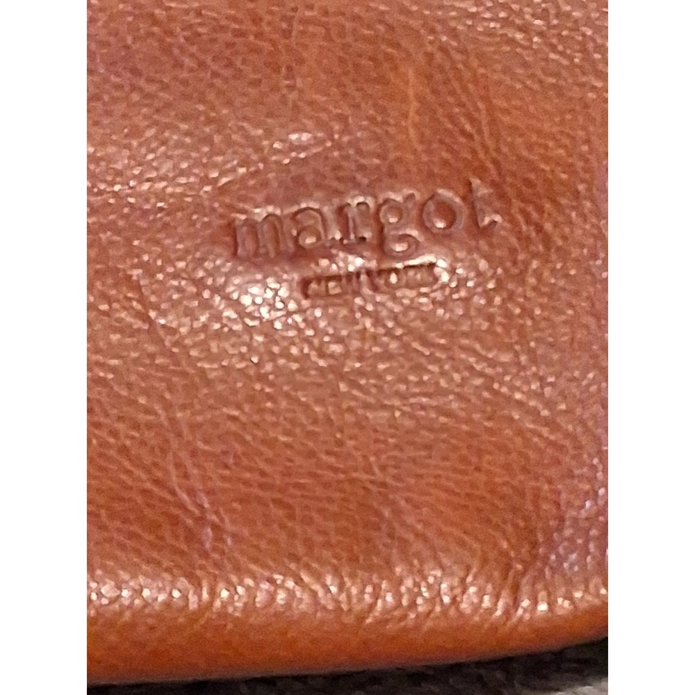 Margot New York Brown Leather Crossbody Zip Gold Hardware Shoulder Strap Purse - Picture 5 of 16